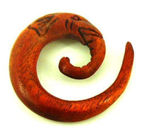 Load image into Gallery viewer, Spirale Elefant Tribal Piercing Holz Unisex Expander handgeschnitzt Organic
