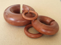 Cargar imagen en el visor de la galería, Piercing Sawoholz Holz Expander rotbraun groß Ohrstecker Ring Bogen Dehner Donut
