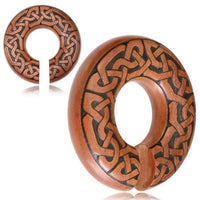 Load image into Gallery viewer, Piercing Narraholz Holz Ohrgewicht Ring Donut keltisch Knoten
