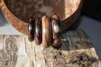 Load image into Gallery viewer, Ohr Holz Piercing Tigerholz Ohrgewicht Ring Donut
