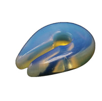 Cargar imagen en el visor de la galería, Ohr Piercing Opalit Stein Schlüsselloch Ohrgewicht
