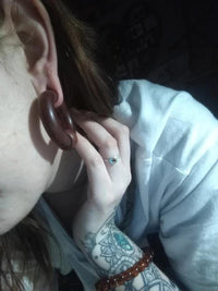 Load image into Gallery viewer, Captive Bead Klemmkugel Ring Sandelholz Piercing Dehner
