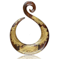 Cargar imagen en el visor de la galería, Ohrgewicht Ohr Dehner Holz gold bemalt Mandala Creole
