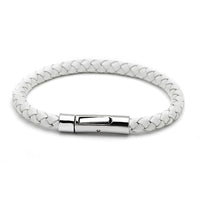 Load image into Gallery viewer, Ein rund geflochtenes Lederarmband mit Knopfverschluss, unisex und nickelfrei, aus der Kollektion &quot;Lederarmbänder rund geflochten Farben&quot;, auf weißem Hintergrund präsentiert.

