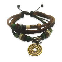 Cargar imagen en el visor de la galería, Lederarmband Münze asiatisch Surfer grün braun Band Holz Brass Perlen verstellbar Leder nickelfrei
