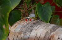 Cargar imagen en el visor de la galería, Messing Armreif golden Jaspis rot Spirale Tropfen Flechtrand nickelfrei verstellbar antik Tribal
