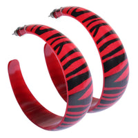 Load image into Gallery viewer, Ohrringe Creolen Ohrstecker Zebra Muster rot schwarz Damen Metall nickelfrei Acryl
