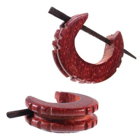 Load image into Gallery viewer, Holz Pin-Ohrringe 14 mm Rille Kerben braun Creolen Pin handgeschnitzt
