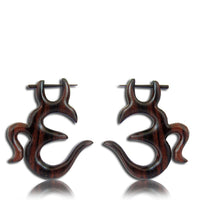 Load image into Gallery viewer, Narra Holz Pin Ohrringe Creolen Om handgeschnitzt braun 40 mm
