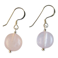 Load image into Gallery viewer, Ohrringe, Rosé, aus Rosenquarz, rund, Sterlingsilber-Bügel, 10mmØ
