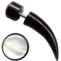 Load image into Gallery viewer, Buffalo Horn Fake Piercing, leicht gebogener Spike, schwarz mit eingefasstem Perlmutt, Ohrhänger, Ohrstecker, Ohrring
