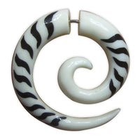 Cargar imagen en el visor de la galería, Fake Piercing Bone Edelstahl weiß Spirale Zebra Wellen Zacken Ohrstecker Ohrring

