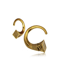 Load image into Gallery viewer, Lobe Piercing Messing antik gold Steam Punk Skull 12mm Plug Ohr Mayan Hook 4mm
