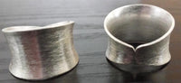 Load image into Gallery viewer, Silberringe offen breit gebürstet konkav 925 Sterling Silber Ringe matt glänzend

