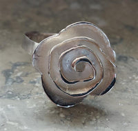 Cargar imagen en el visor de la galería, Silberring weiß oxidiert Glitzer Rose Ringe Damen
