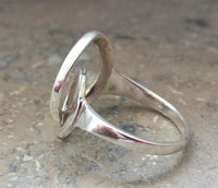 Cargar imagen en el visor de la galería, Silberring zwei Kreise ineinander schmal Ringe 925
