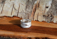 Load image into Gallery viewer, Silberring Weiß Rillen Stoff Muster 925 Sterling Silber Ringe
