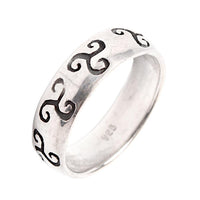 Cargar imagen en el visor de la galería, Bandring oxidiert Triskele Muster 925 Sterling Silber
