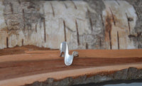 Cargar imagen en el visor de la galería, Ring massiv Glanz 23mm Schleife 925 Sterling Silber
