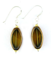 Load image into Gallery viewer, Glasohrringe, olivgrün, oval, flach, 925er Sterlingsilber-Bügel, ca. 20 mm Ø, glänzend
