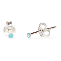 Load image into Gallery viewer, Ohrstecker Glas hellblau facettiert 925 Sterling Silber 1mm
