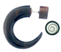 Load image into Gallery viewer, Tribal Sono Holz Bogen Spike Shivaauge Fake Piercing 3,0 x 2,5 cm Edelstahl Ohrring Shiva Auge
