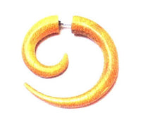 Load image into Gallery viewer, Tribal Fake Piercing Spirale gelb Holz Unisex handgeschnitzt Sonoholz Edelstahlbügel organic
