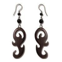 Load image into Gallery viewer, Tribal Ohrringe Schnörkel Haken Sonoholz dunkelbraun Ohrhänger Edelstahl
