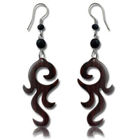 Cargar imagen en el visor de la galería, Tribal Ohrringe Narraholz Wimpernspirale dunkelbraun schwarze Perlen Edelstahl
