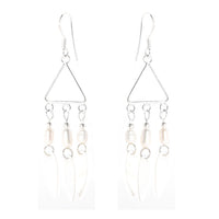 Load image into Gallery viewer, Ohrhänger Sterling Silber Ohrringe Damen Indianer Schmuck Weiß Perlmutt Perle Dreieck
