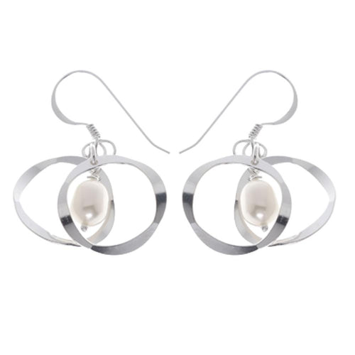 Two rings, pearl earrings, 925 sterling silver, cultured pearl (1A natural quality), oval earrings