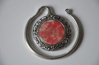 Cargar imagen en el visor de la galería, Piercing Ohrgewicht Brass Stern Stein rot 4,7mm Spirale
