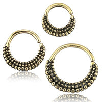 Load image into Gallery viewer, Septum Piercing Messing 1.2mm Punkte Sichel
