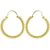 Load image into Gallery viewer, Ohrringe hell Punkte Dreiecke rund Brass Messing antik golden nickelfrei Tribal Schmuck Piercing
