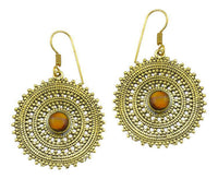 Load image into Gallery viewer, Ohrringe Tigerauge Zopf Kreis Punkte Dreiecke Messing antik golden Ohrhänger nickelfrei Tribal Brass
