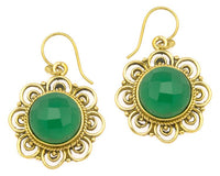 Load image into Gallery viewer, Ohrringe grün Onyx facettiert Blume Bögen Messing antik golden Tribal 25 mm

