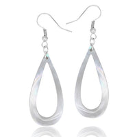 Load image into Gallery viewer, Perlmutt Muschel Ohrringe 36 mm Tropfen hohl Edelstahl nickelfrei weiß schillernd
