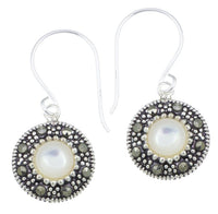 Load image into Gallery viewer, Silberohrringe rund 11 mm Perlmutt Silberrrand Glitzer 925 Sterlingsilber Ohrringe
