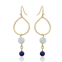 Cargar imagen en el visor de la galería, Ohrringe 18 karat vergoldet Lapis weiß blau Stein Perlen Tropfen nickelfrei gold
