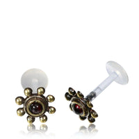 Load image into Gallery viewer, Labret Lippen Piercing Acryl Punkte Blume Granat antik golden Brass Motiv
