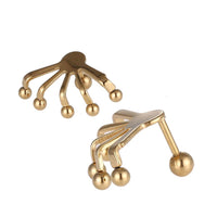 Load image into Gallery viewer, Fake Plug Piercing Edelstahl fünf Krallen mit Kugeln golden Schraubverschluss

