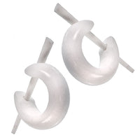 Load image into Gallery viewer, Bone Pin - Ohrringe weiß dick Creolen Bone Pin 15 mm handgeschnitzt - chic - net.de
