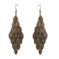 Load image into Gallery viewer, Brass Ohrringe oxidiert feine Blätter Rauten Form - chic - net.de
