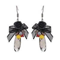 Cargar imagen en el visor de la galería, Brass Ohrringe silberfarben Schleife Blume schwarz großer Stein facettiert - chic - net.de
