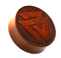 Cargar imagen en el visor de la galería, Flesh Plug Holz braun Valknut Wotansknoten double flared - chic-net.de
