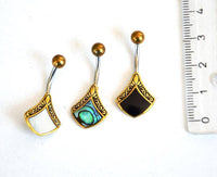 Load image into Gallery viewer, Bauchnabelpiercing Edelstahl Brass Raute Inlay - chic-net.de
