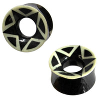 Cargar imagen en el visor de la galería, Bio Stern Horn Plug schwarz weiß Flesh Tunnel Organic Expander Tribal Plugs Piercing - chic-net.de
