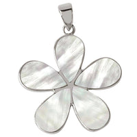 Load image into Gallery viewer, Blumenförmiger Perlmutt-Anhänger, Damenanhänger im 925er Sterlingsilber eingefasst. - chic-net.de

