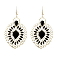 Cargar imagen en el visor de la galería, Brass golden schwarze Ohrringe Emaille filigran Tropfen umgedreht Seile 6 cm - chic-net.de
