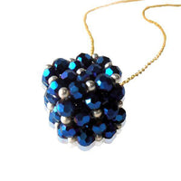 Cargar imagen en el visor de la galería, Brass Kette Glaskristalle Würfel blau facettiert silber nickelfrei Glitzer Schmuck - chic-net.de
